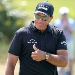 Mickelson to join other major winners at Kapalua