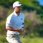Bogey-free Morikawa takes 2-shot lead at TOC