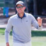 Schenk, playing 10th week in row, up 1 at Valspar